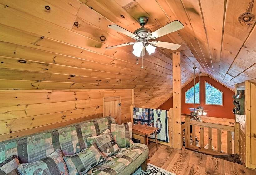 Rustic Andrews Cabin Rental W/ Deck + Fire Pit!