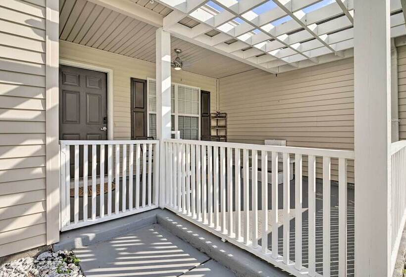 Pet Friendly Home W/ Fire Pit In Myrtle Beach