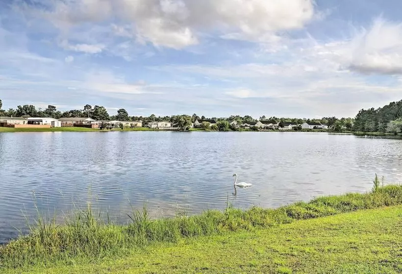 Pet Friendly Home W/ Fire Pit In Myrtle Beach