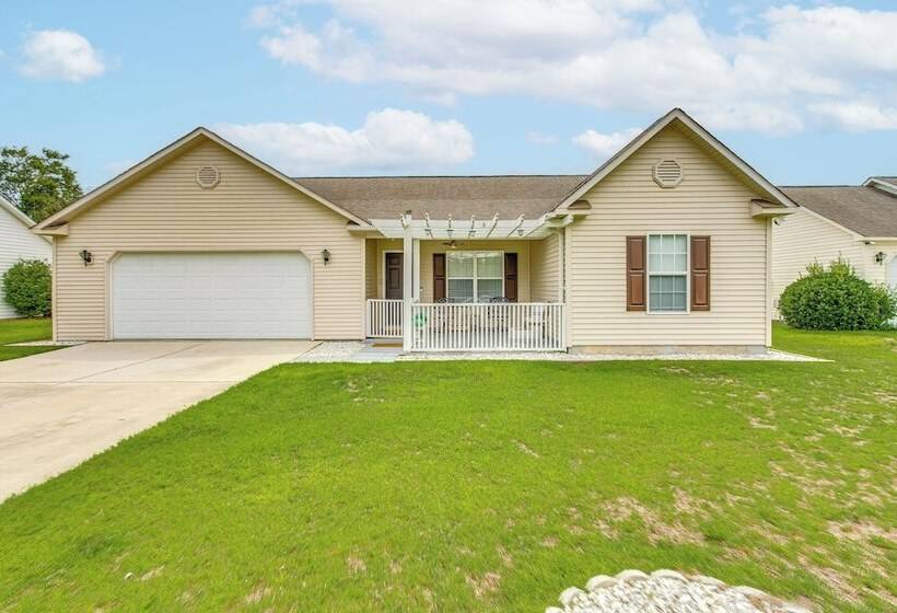 Pet Friendly Home W/ Fire Pit In Myrtle Beach