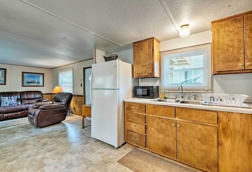 Cabin W/fire Pit, Walk To Steinhatchee River!