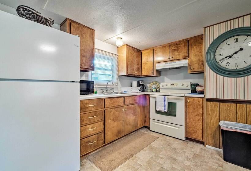 Cabin W/fire Pit, Walk To Steinhatchee River!