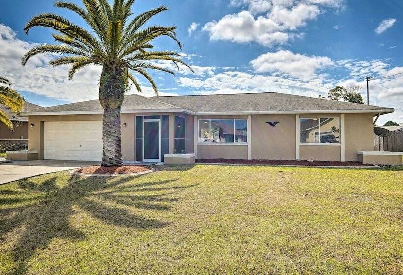 Lanai, Grill & Pets Welcome: Cape Coral Home