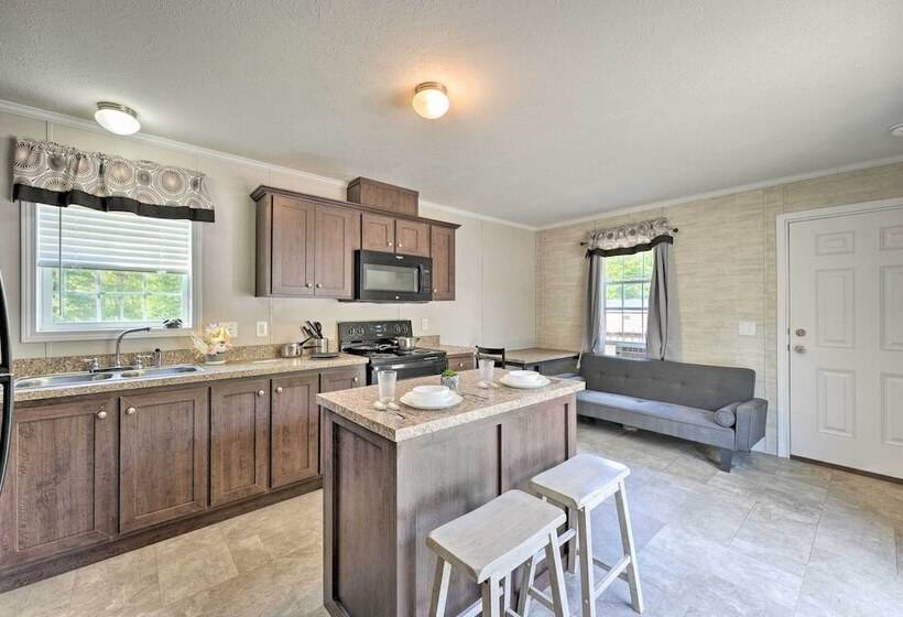 Cassopolis Cabin W/ Lake & Fishing Access!