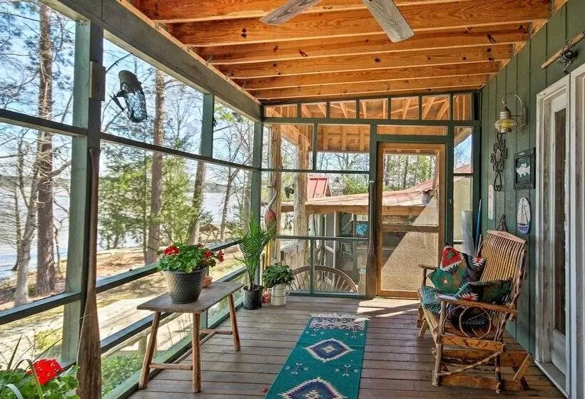 Charming Waterfront Ridgeway Cabin W/ Dock!