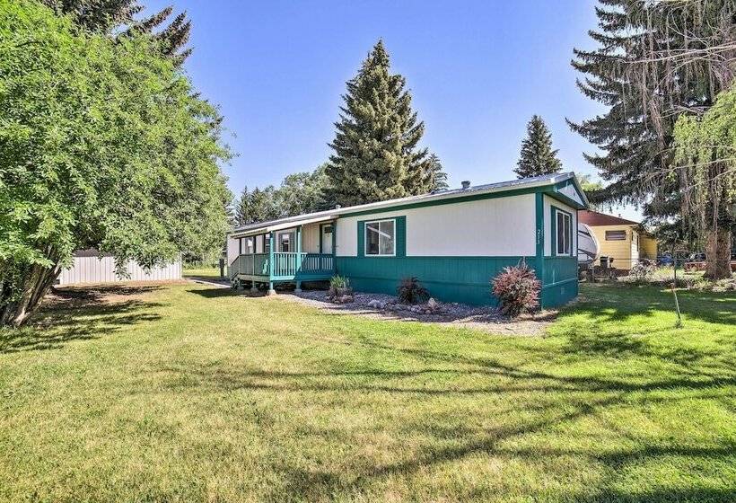 Cozy Ashton Abode W/ Yard Near Park & Pool!