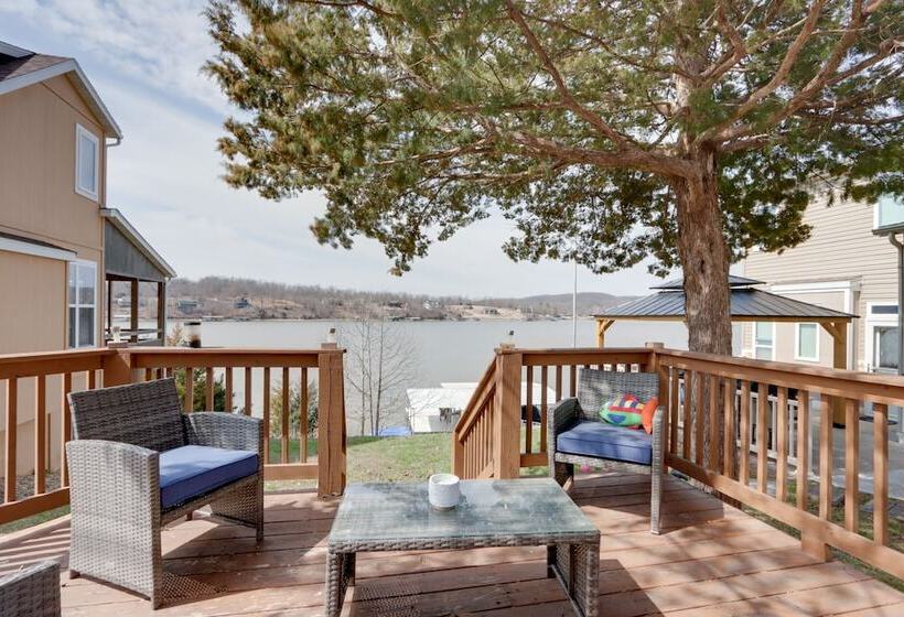 Cozy Camdenton Cottage W/ Deck + Boat Dock Access!