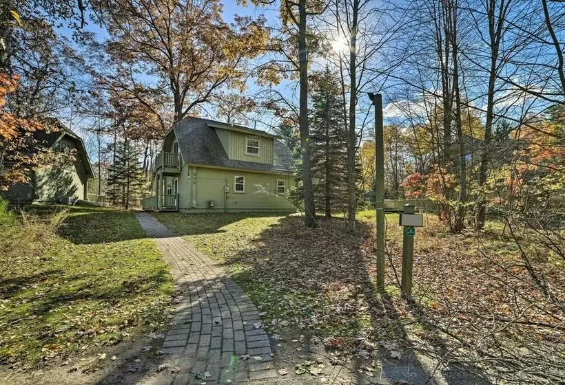 Cozy Lewiston Hideaway: Golf, Ski & Fish!