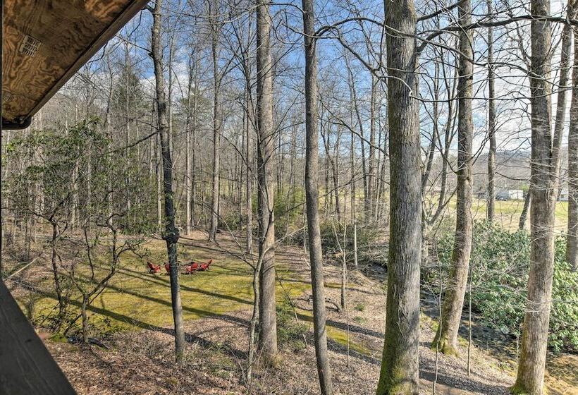 Creekside Marietta Cabin Retreat W/ Fire Pit!