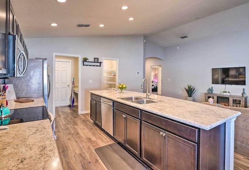 Eagle Lake Home < 7 Mi To Legoland!