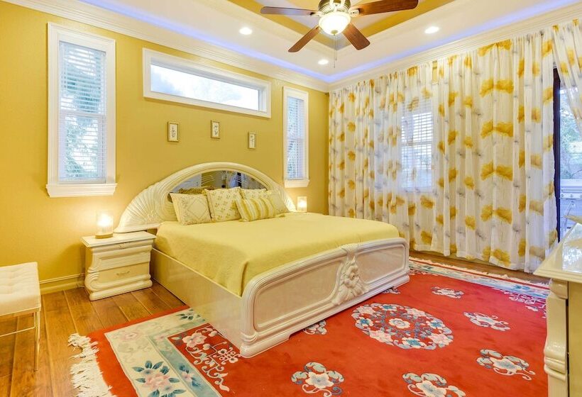 Elegant Venice Home W/ View   Walk To Beach!