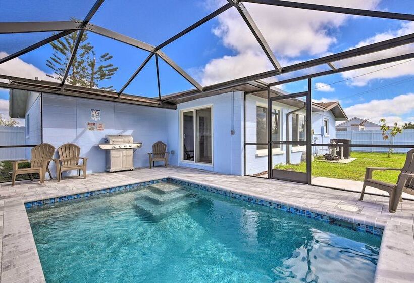 Englewood Escape W/ Screened In Pool & Grill!