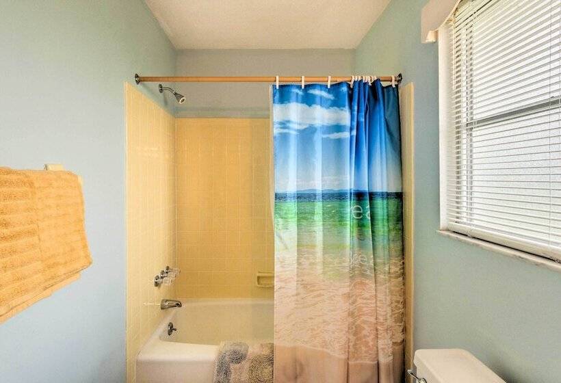 Englewood Home On Canal: Boat To Lemon Bay!