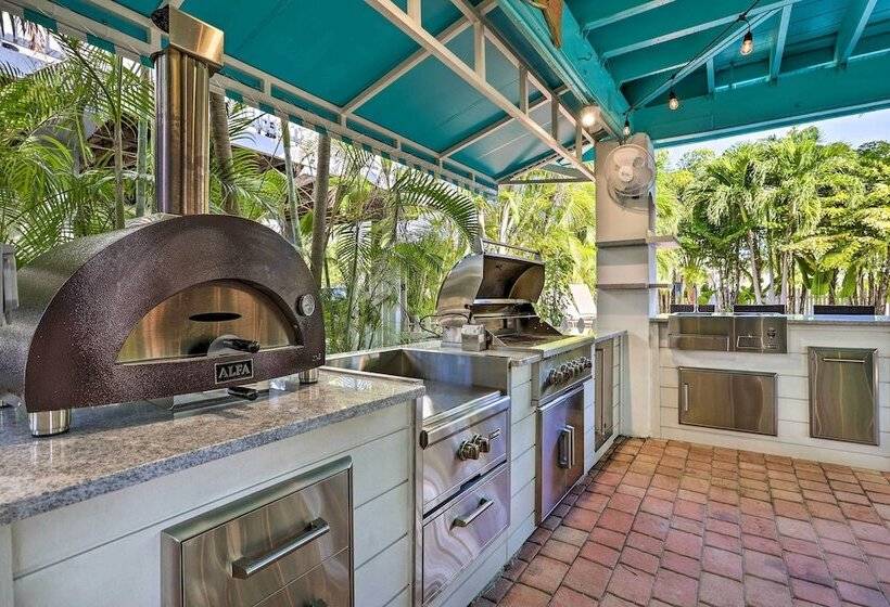 Key Largo Paradise W/ Heated Pool & Hot Tub!