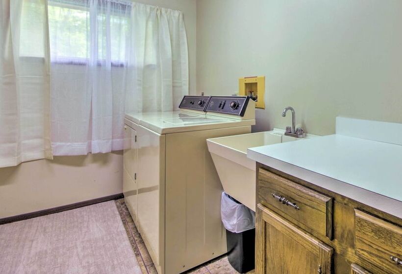 Porch, Dock & Deck: Lake Of The Ozarks Oasis!