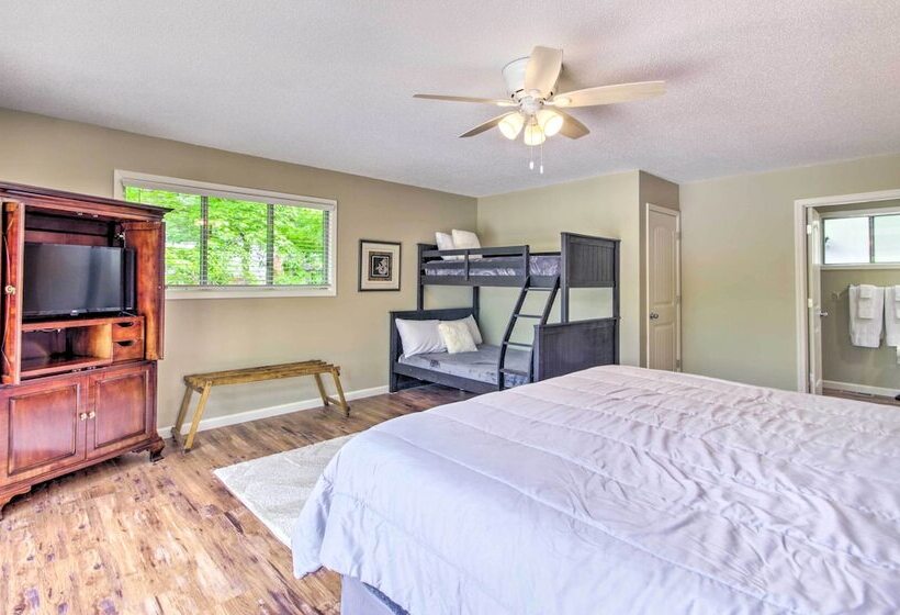 Porch, Dock & Deck: Lake Of The Ozarks Oasis!