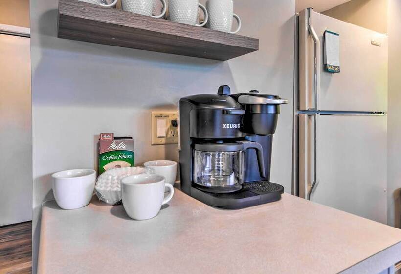 Porch, Dock & Deck: Lake Of The Ozarks Oasis!