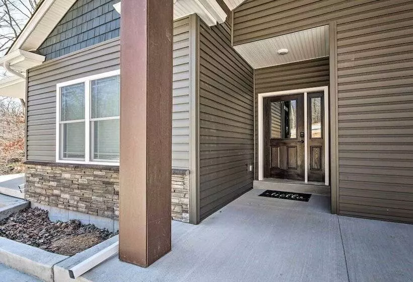 Dock & Fire Pit: Lakefront Rocky Mount Home!