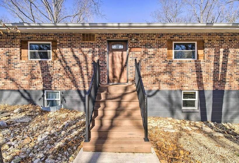 Lakeside Abode: 13 Mi To Silver Dollar City!