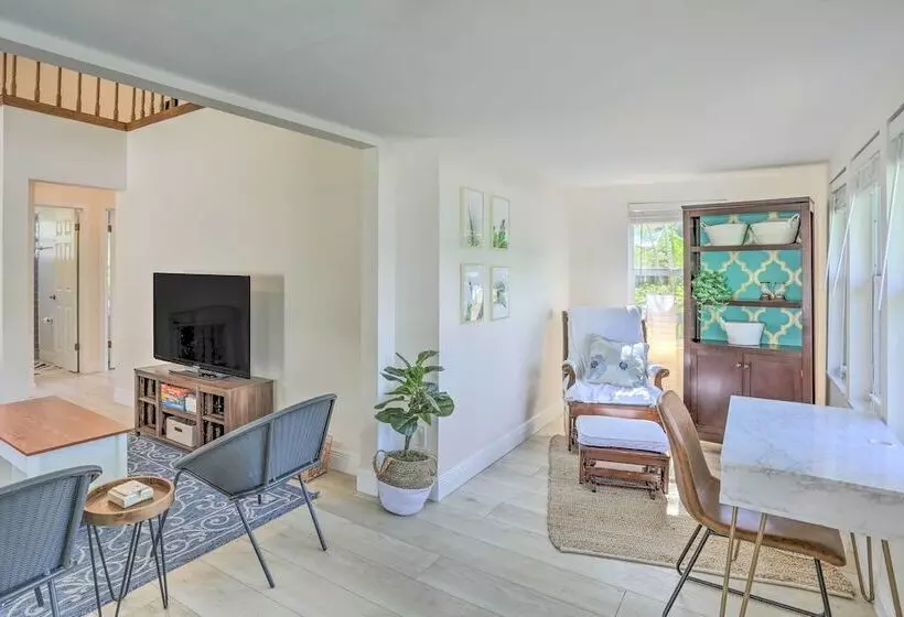 Lovely Cottage Near Downtown Stuart & Beaches