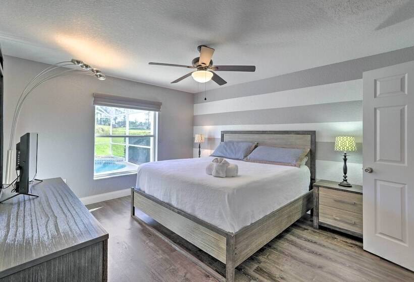 Private Pool & Hot Tub: Modern Davenport Home!