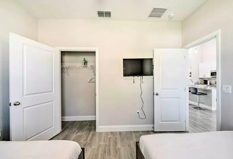 Modern Poinciana Home, 18 Mi To Disney!