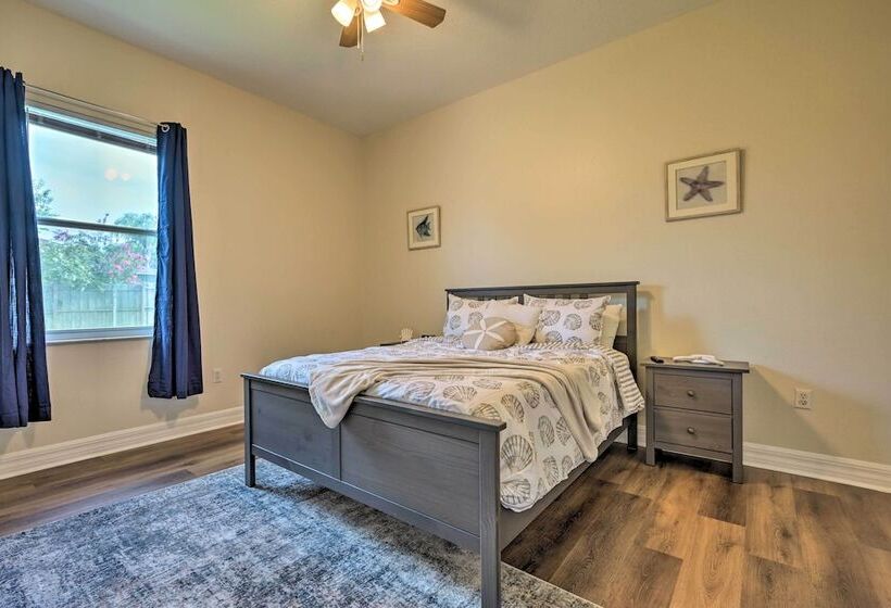 Modern Retreat W/ Screened Porch & Game Room!