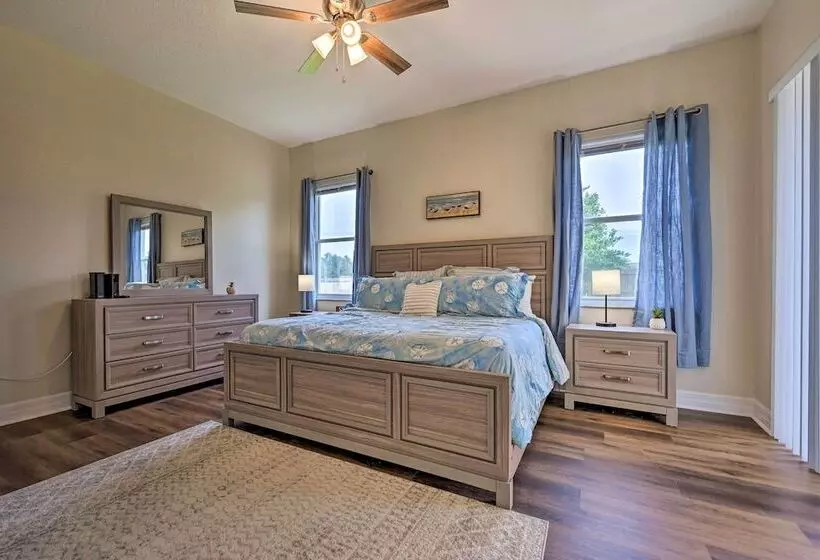 Modern Retreat W/ Screened Porch & Game Room!