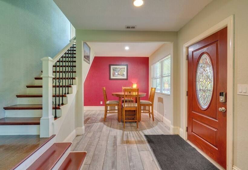 Ocklawaha Lake House W/ Private Hot Tub & Views!