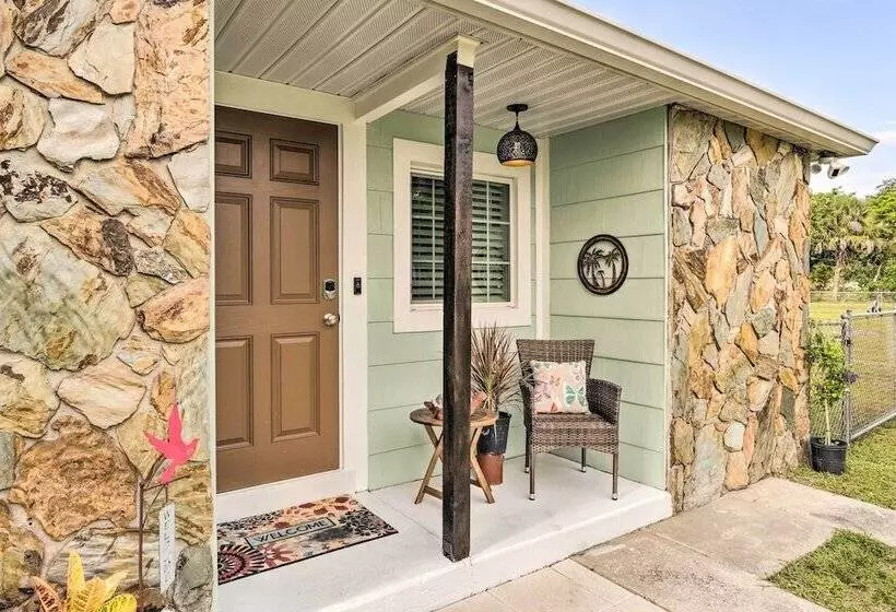 Punta Gorda Retreat Near Historic Downtown!