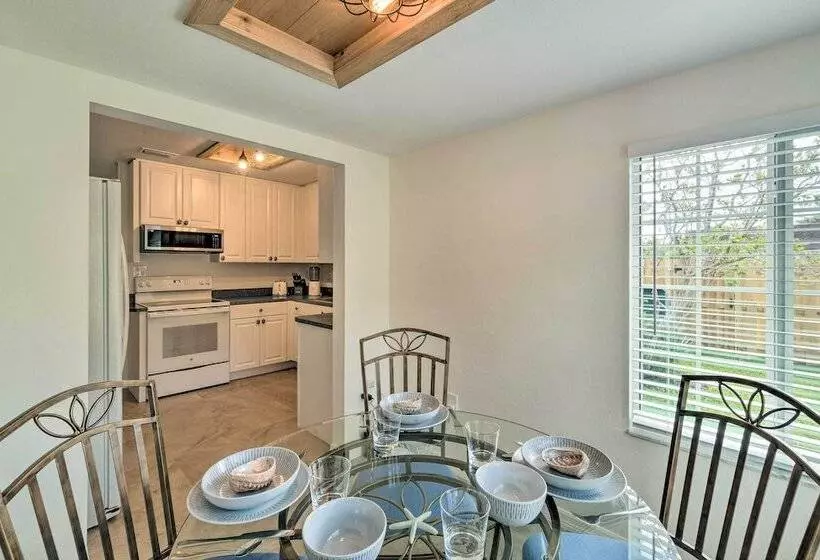Punta Gorda Retreat Near Historic Downtown!