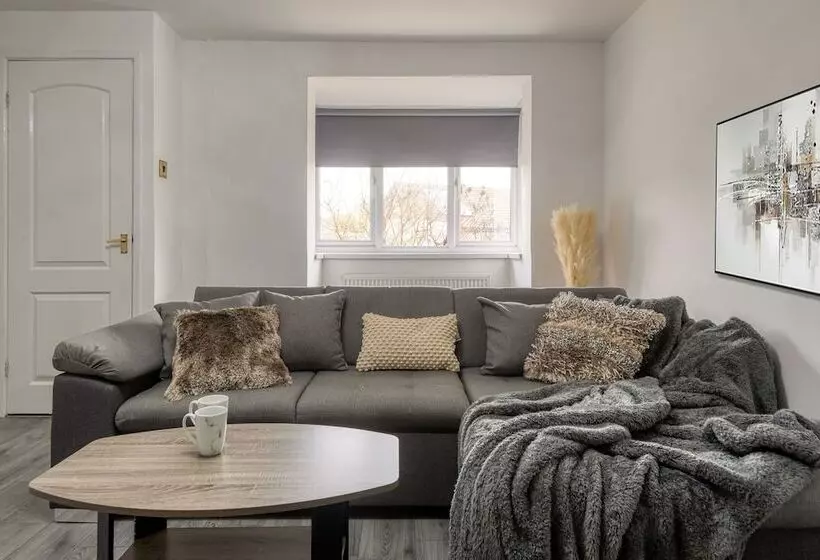 レジデンス Lovely 3 Bed Cosy House In Greater Manchester