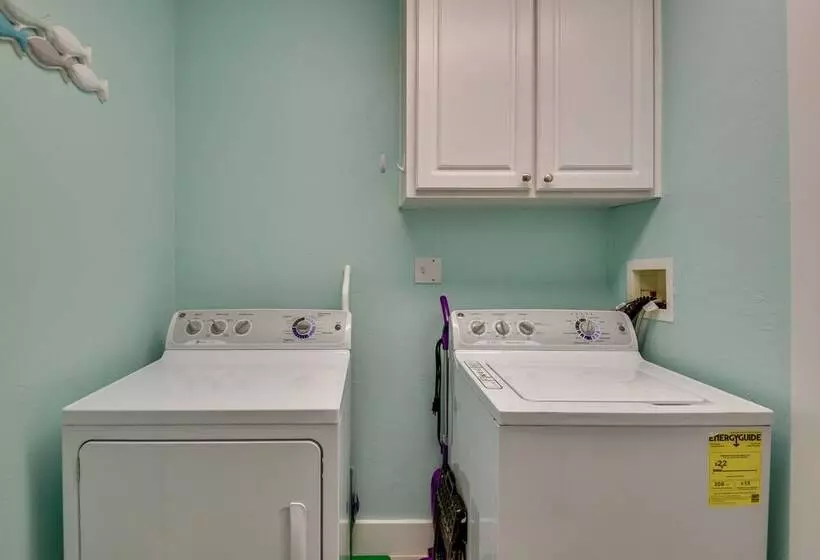 Riverfront Port Orange Home W/ Dock & Slip!