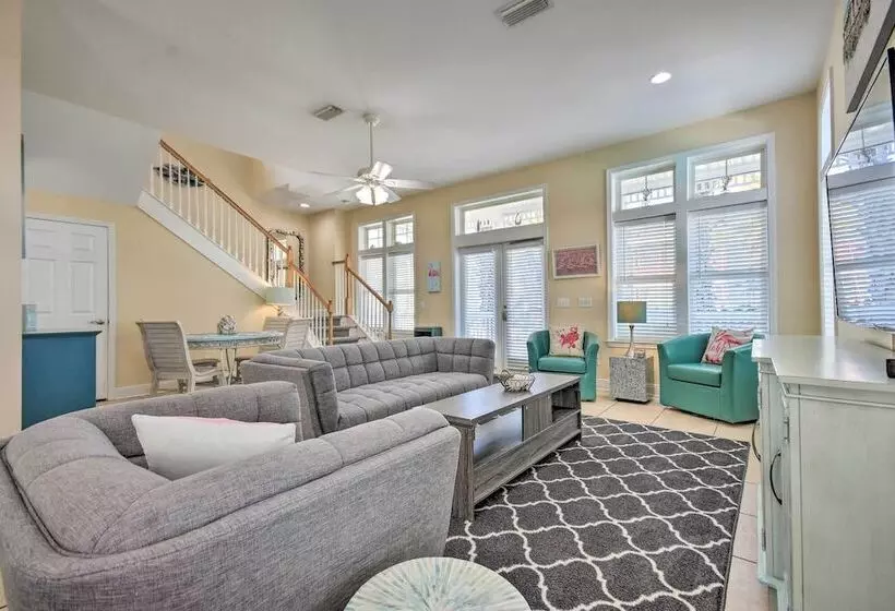 Santa Rosa Beach House W/ Spacious Deck