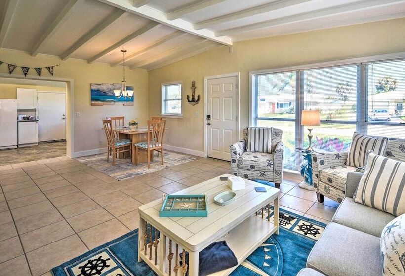 Single Story Ormond Beach Home, Walk To Water