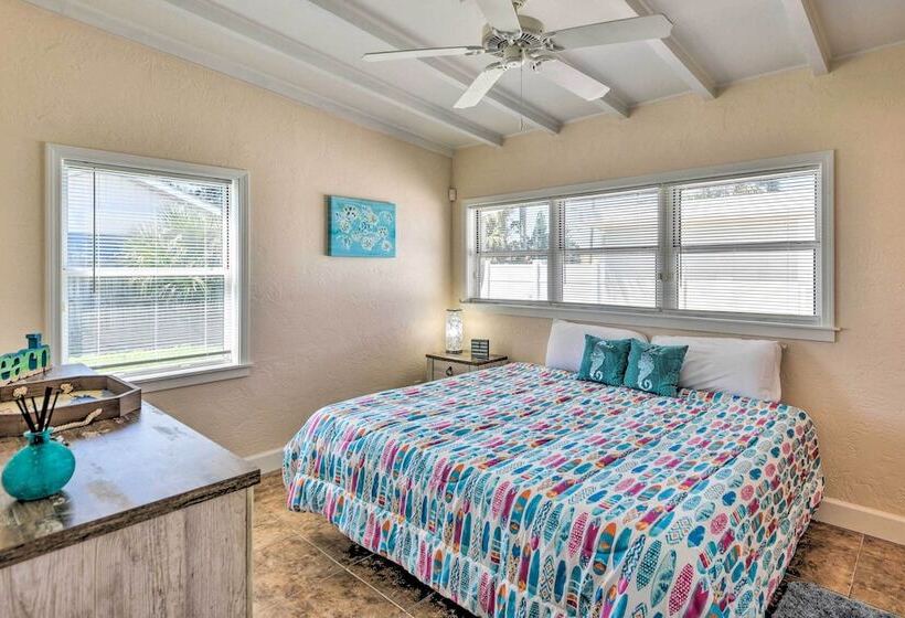 Single Story Ormond Beach Home, Walk To Water