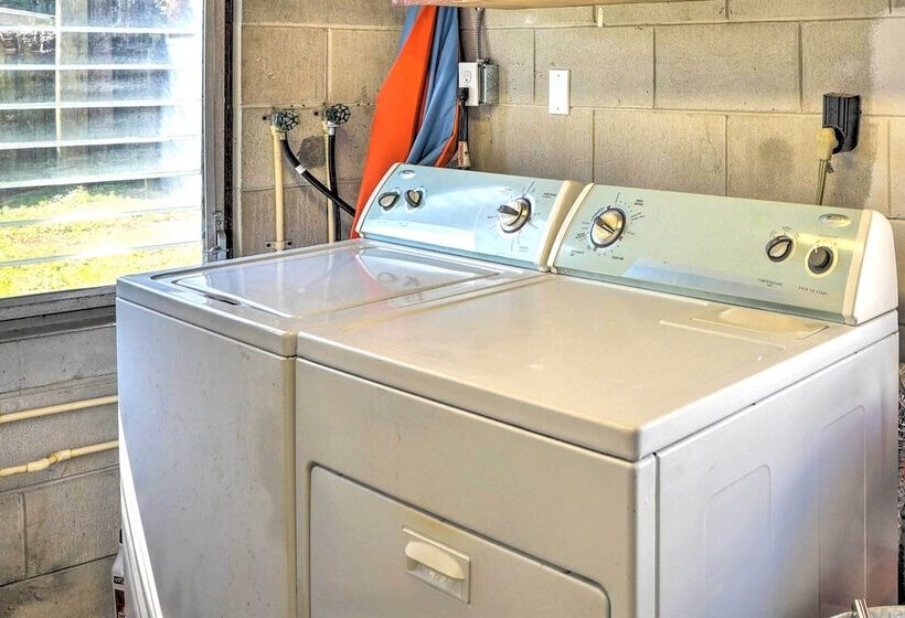 Single Story Ormond Beach Home, Walk To Water