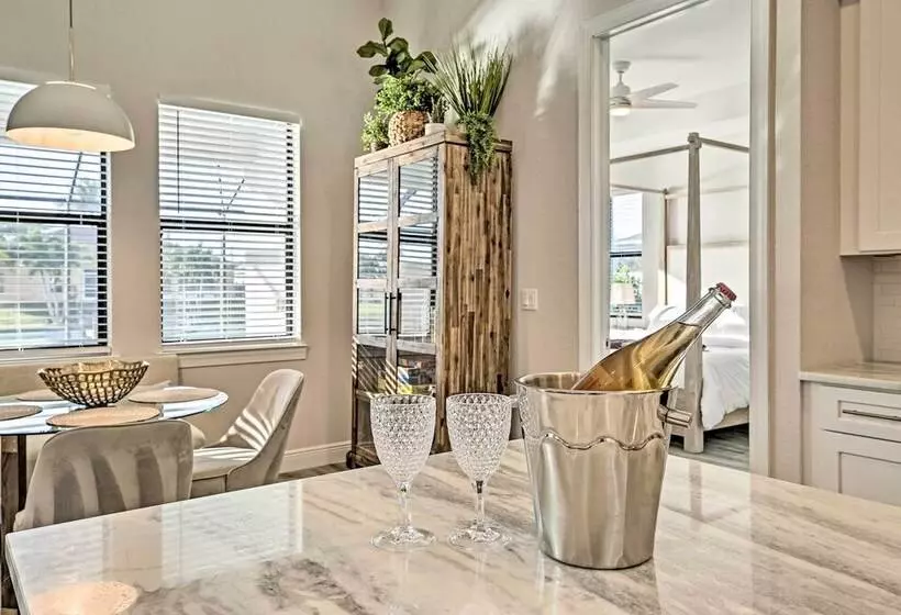 Sun Seekers Getaway: Lavish Cape Coral Villa