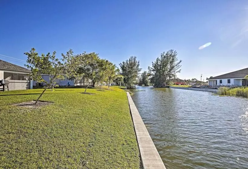 Sun Seekers Getaway: Lavish Cape Coral Villa