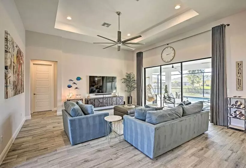 Sun Seekers Getaway: Lavish Cape Coral Villa