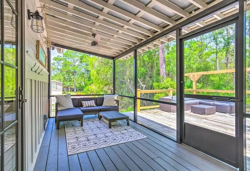 Sunny Fl Home  Miss Millies Landing  W/ Deck!