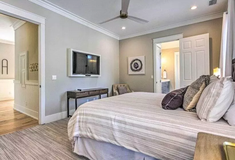 Sunny Fl Home  Miss Millies Landing  W/ Deck!