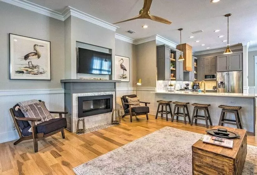 Sunny Fl Home  Miss Millies Landing  W/ Deck!