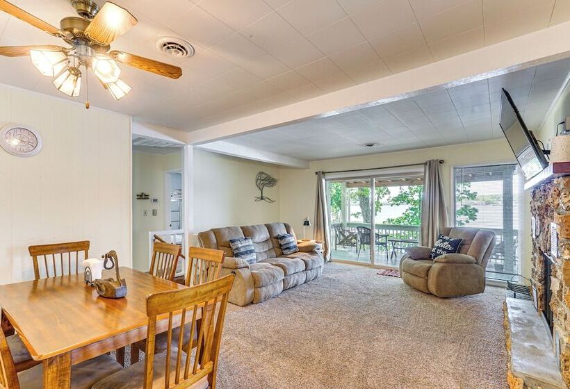 Sunrise Beach Cottage W/ Dock & Boat Launch!