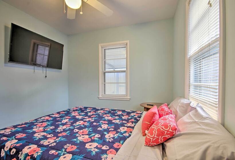 Sunrise Beach Cottage W/ Dock & Boat Launch!