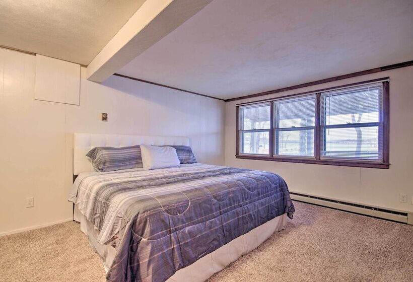 Sunrise Beach Cottage W/ Dock & Boat Launch!