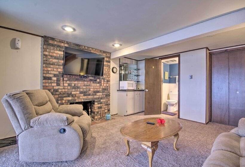 Sunrise Beach Cottage W/ Dock & Boat Launch!