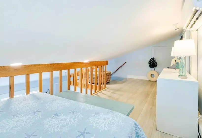 Tropical Cottage < 2 Mi To Hobe Sound Beach!