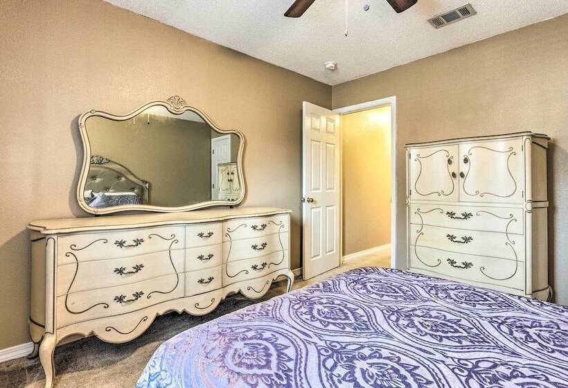 Waterfront Pensacola Home W/ Florida Room!