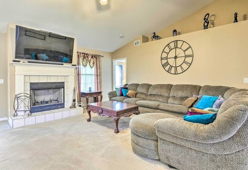 Waterfront Pensacola Home W/ Florida Room!